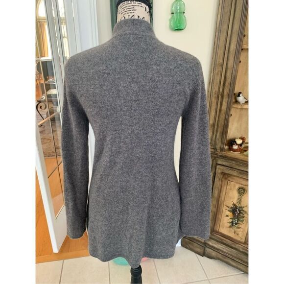 41 Hawthorn Cashmere Sweater Gray Open - Picture 3 of 8